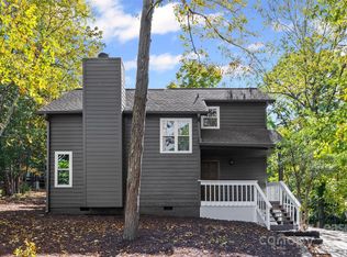 6012 Lanai Ln, Tega Cay, SC 29708