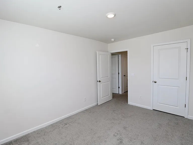 352 Sandbach Rd — Photo 67