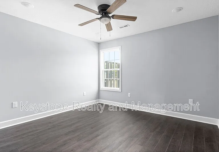111 Robertson Hill Rd #7 — Photo 7