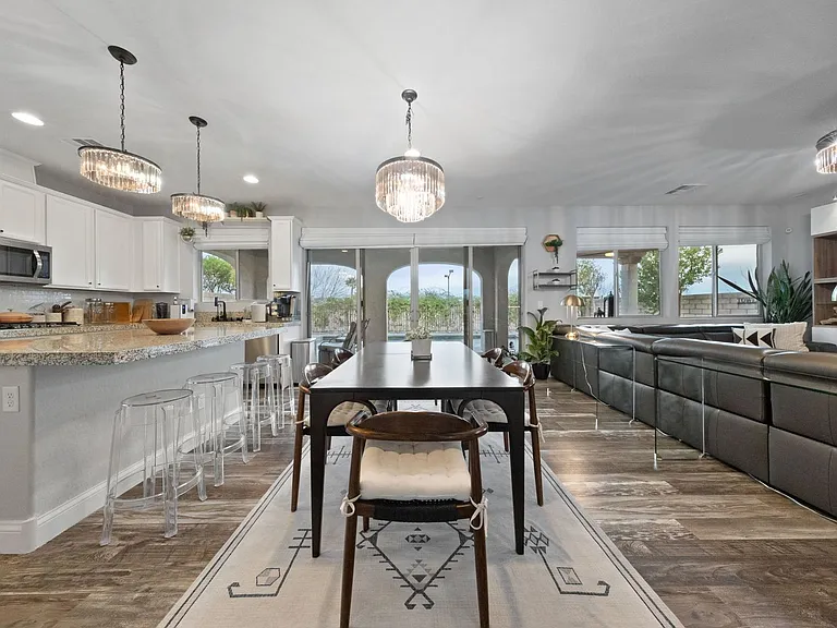 428 Vigo Port St — Photo 22