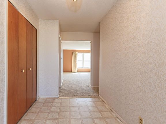 2nd image of 3105 W Riggin Rd