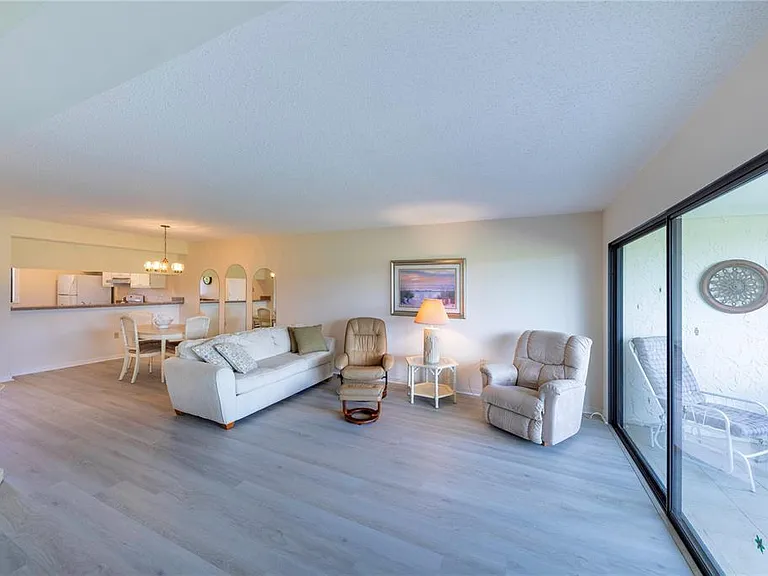 696 Bird Bay Dr W #138 — Photo 6