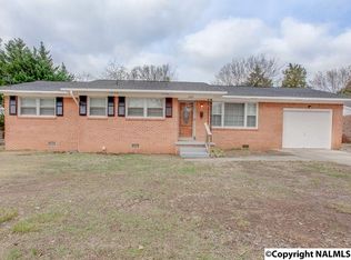 2313 Giles Dr NE, Huntsville, AL 35811