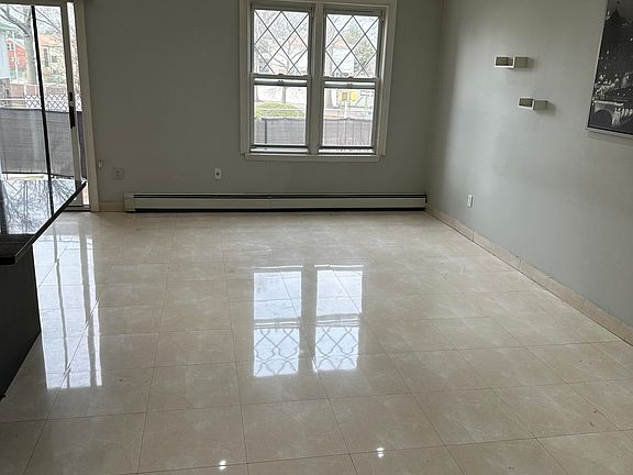 3rd image of 16354 24th Rd Floor 2