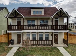 300 Live Oak St, College Station, TX 77840