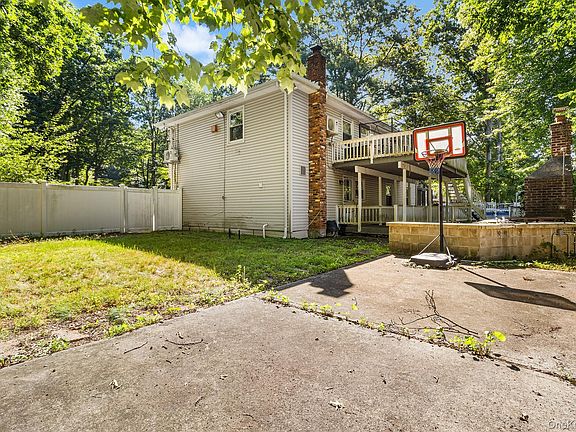 4th image of 16 Obermueller Drive