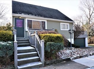 1672 Juniata Rd, Akron, OH 44305