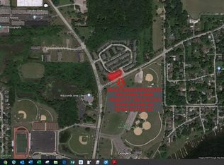 28268 N Reardon Dr, Wauconda, IL 60084