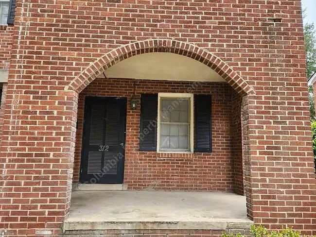 312 S Woodrow St — Photo 5