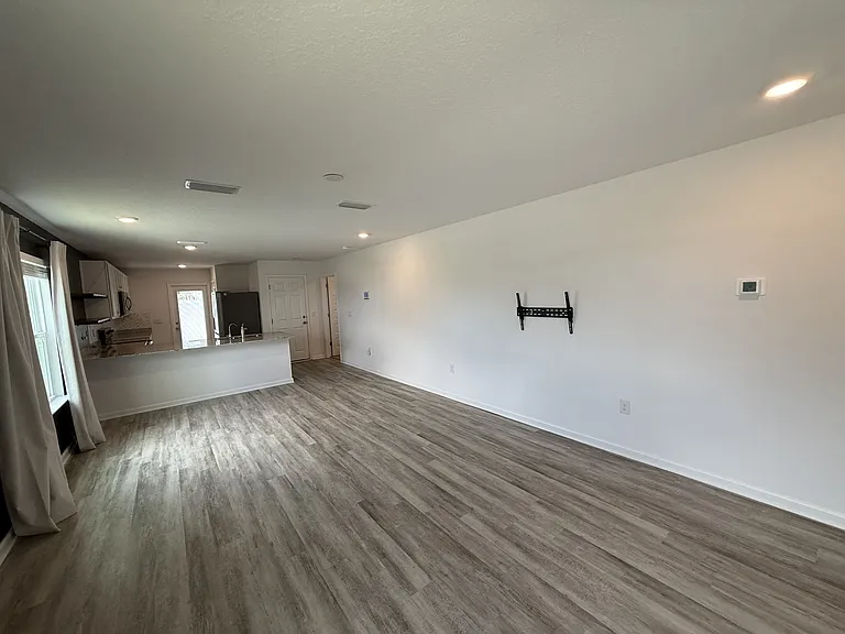 97 Staggerbush St — Photo 2