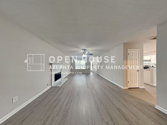 4th image of 1821 Fort River Ct