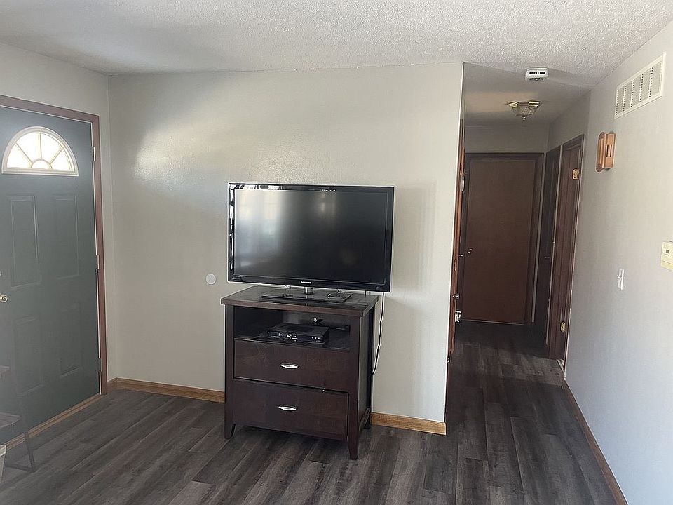 129 Centennial Dr, Mediapolis, IA 52637 Zillow