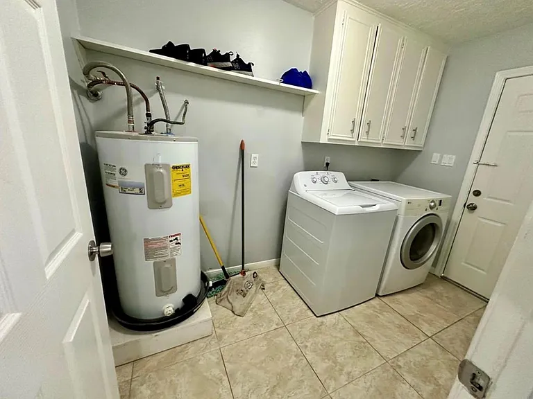 4310 Cinnabar Dr — Photo 23