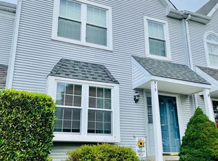 519 Carousel Cir, Norristown, PA 19403