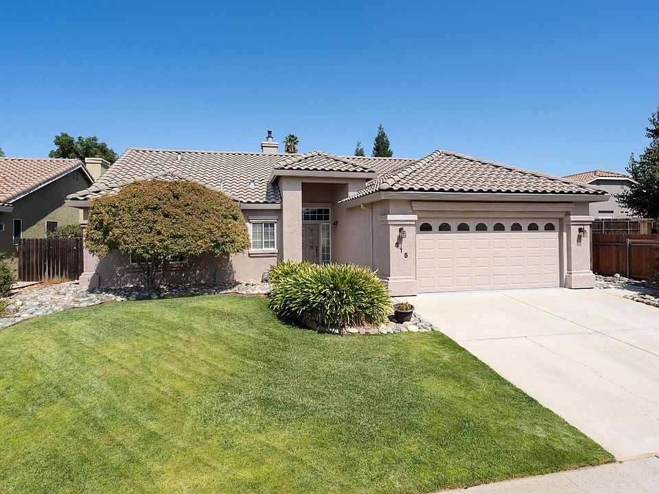 1st image of 815 Vista Ln