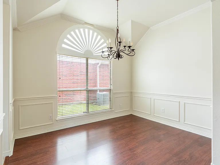 11990 Cobblestone Dr — Photo 13