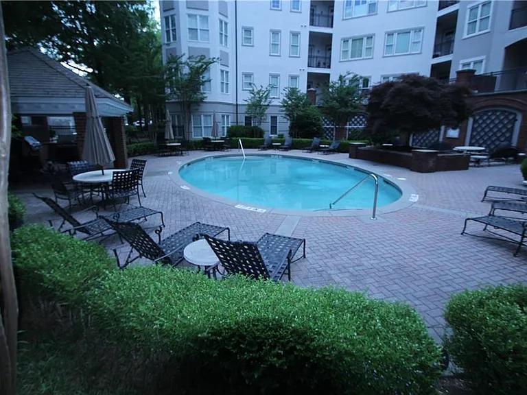 11 Perimeter Ctr E #2304 — Photo 39