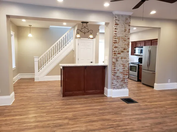 2124 Fern Ct, Cleveland, OH 44109