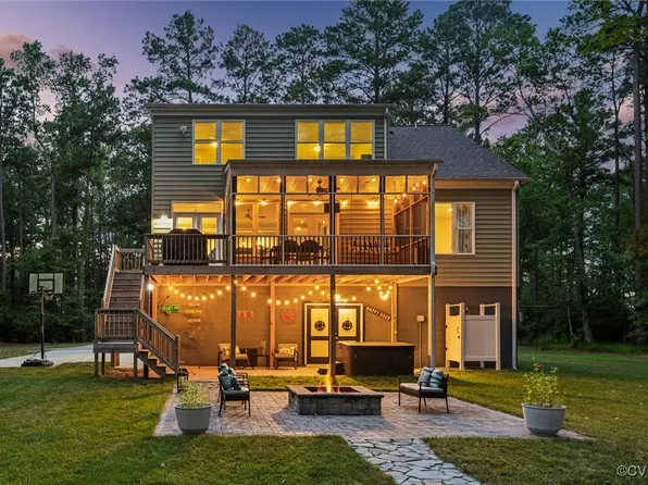 146 Wynne Rd, Yorktown, VA 23692