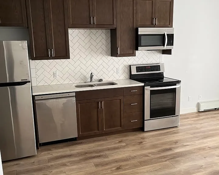 6201 Grant Macewan Blvd — Photo 25