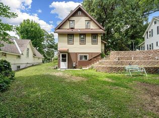 201 Hillcrest Dr, Waterville, MN 56096