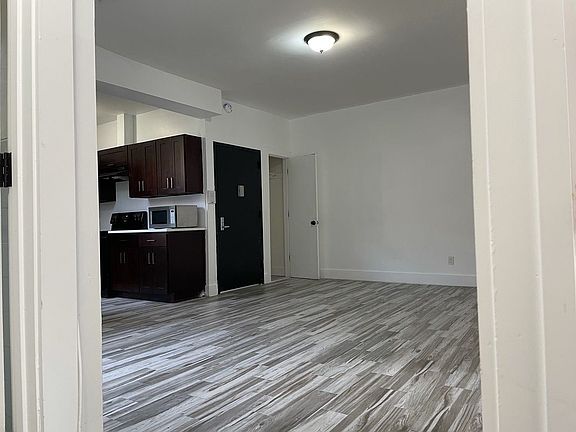 3rd image of 1450 Leland Ave #2F