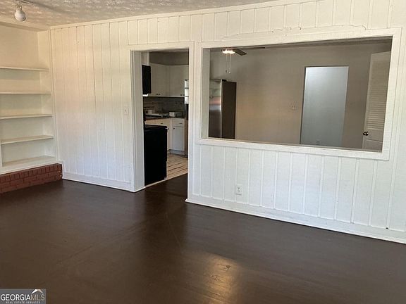 2nd image of 2265 Rosebud Rd