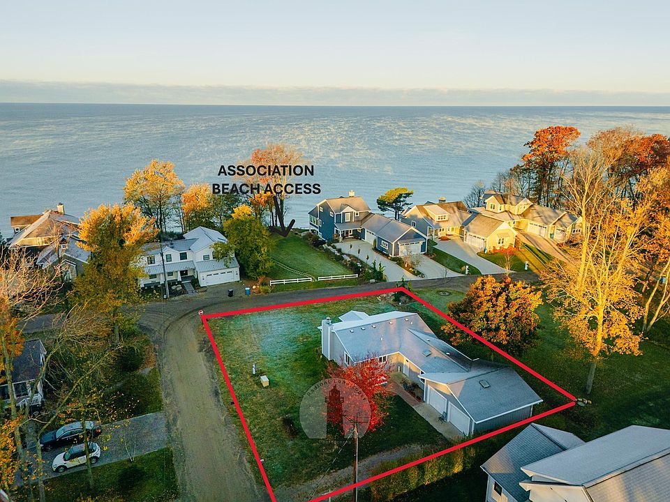 1st image of 479 Lake Shore Dr