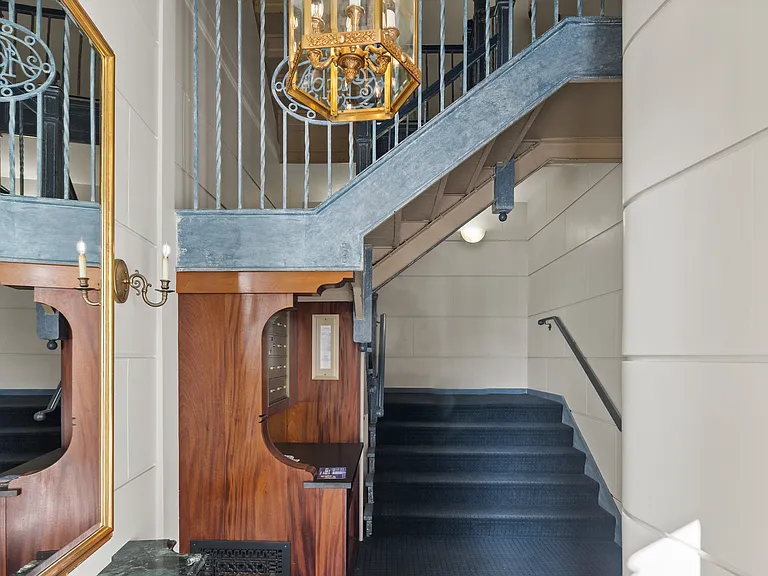 100 Salem St #9 — Photo 21