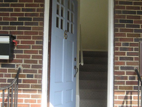 5th image of 6 Elm Ave #A