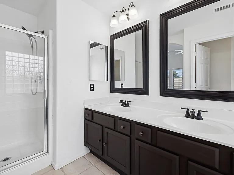 N San Benito Dr — Photo 13