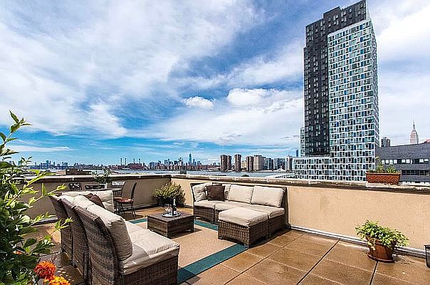 1st image of 2-40 51st Ave #2U
