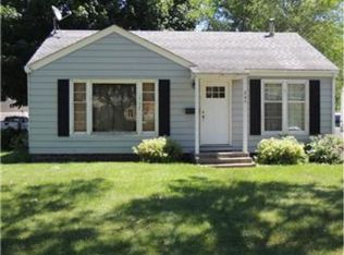 245 Elmwood Ave S, Le Sueur, MN 56058