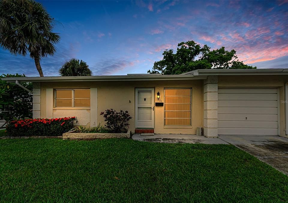 1st image of 830 CAMBRIDGE COURT