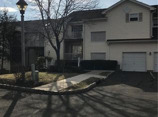 254 Potomac Dr, Basking Ridge, NJ 07920