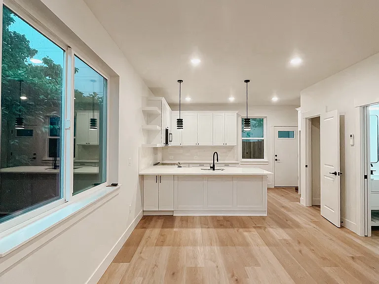 22039 SE Ash St — Photo 5