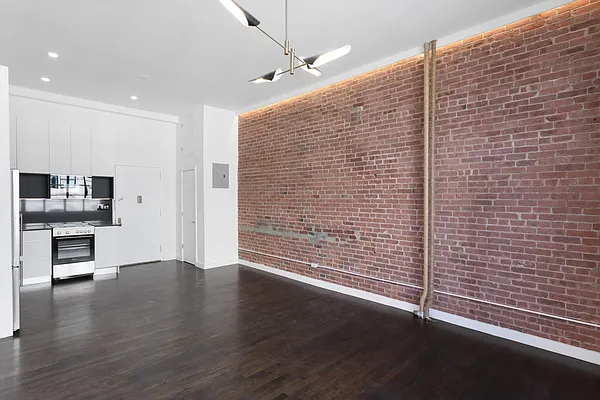 Rented by Brighton Management | media 7