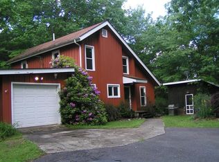 42 Barley Ln, Cullowhee, NC 28723