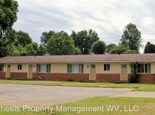 1009 23rd St APT 1, Vienna, WV 26105