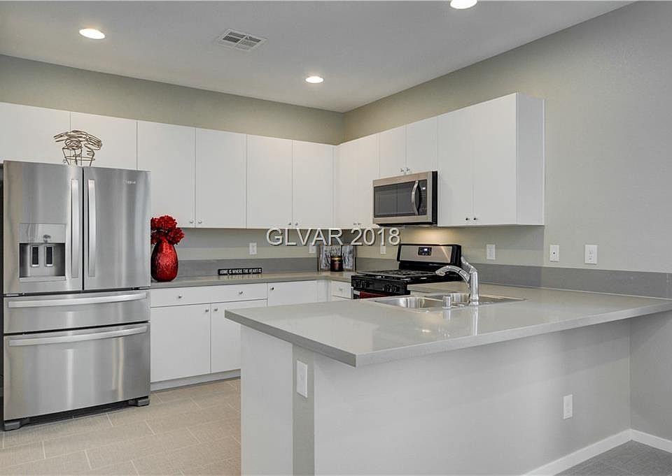 1st image of 11256 Rainbow Peak Ave #204