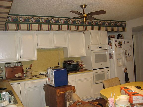 5th image of 2 Greenwood St