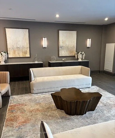 470 Dundas St E #1009 — Photo 10