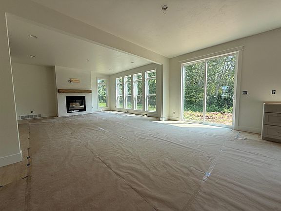 2nd image of W5875 Delta Dr