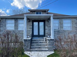 209 Front St W, Coeburn, VA 24230