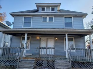 1813 Grand Ave, Davenport, IA 52803