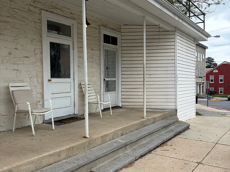 111 High St #7