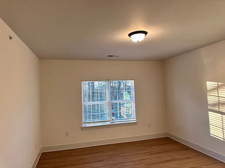 3515-104 Markland Dr — Photo 7