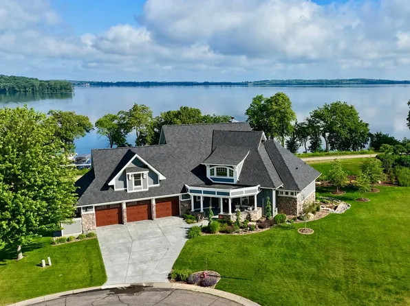 854 Beach Rd, Waconia, MN 55387