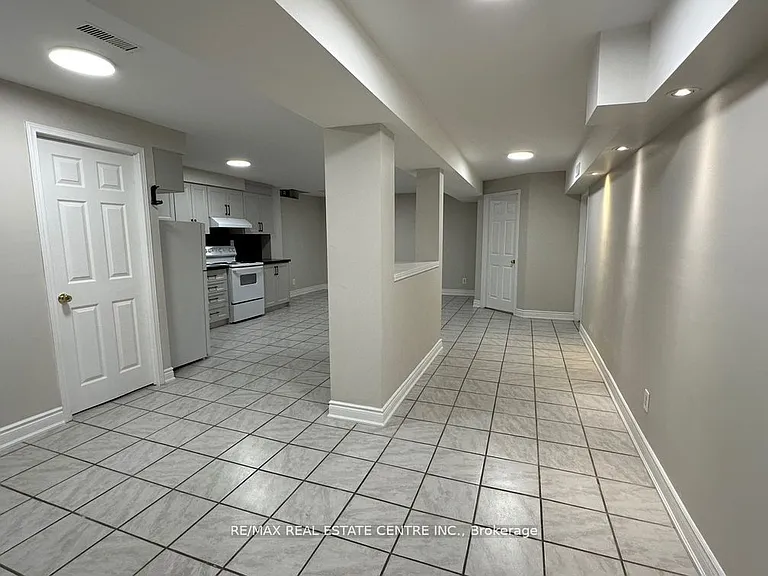 5418 Loonlake Ave #BASEMENT — Photo 6