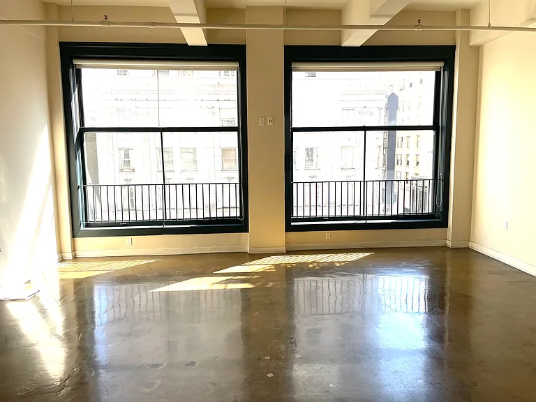 The Metropolitan Lofts — Photo 36